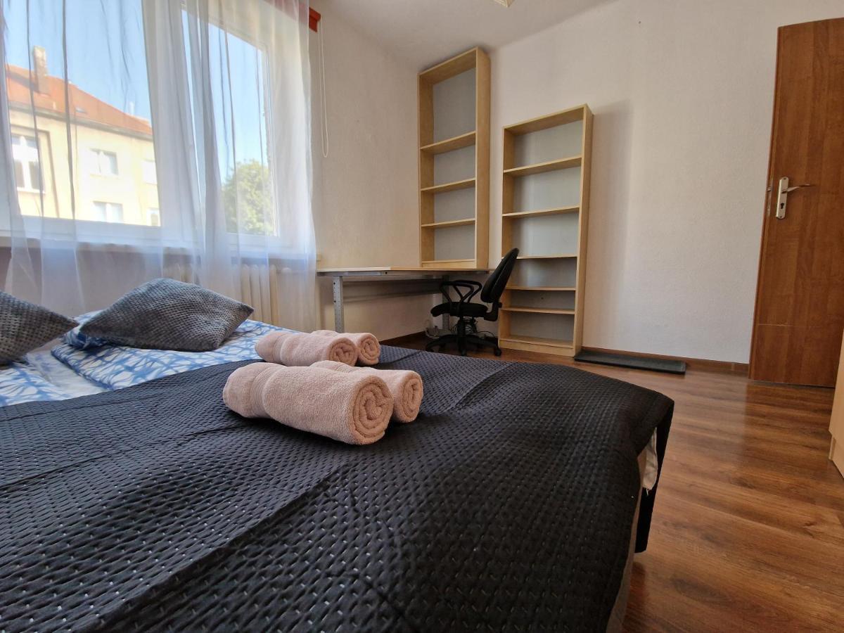 R Mieszkanie Cale Albo Pokoj Bllisko Wszystko Apartment กดัญสก์ ภายนอก รูปภาพ