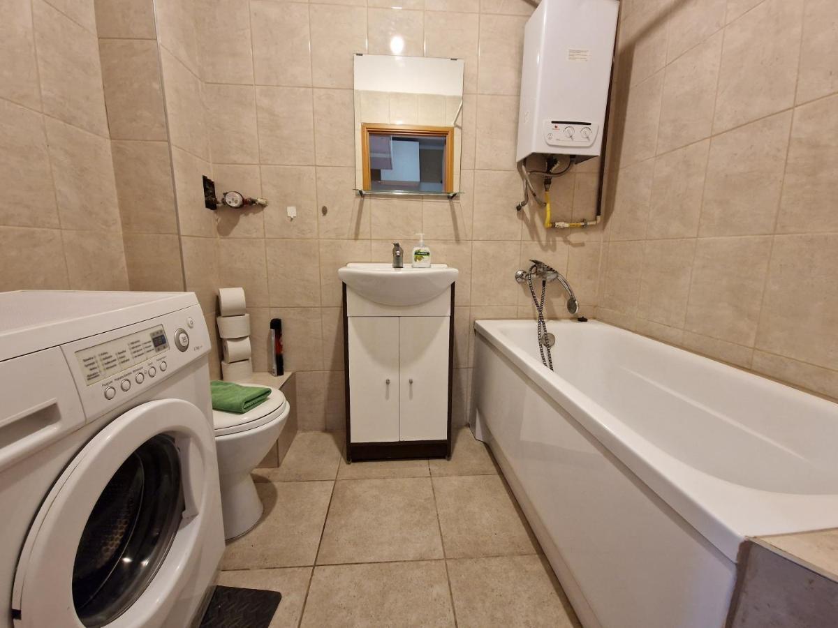 R Mieszkanie Cale Albo Pokoj Bllisko Wszystko Apartment กดัญสก์ ภายนอก รูปภาพ
